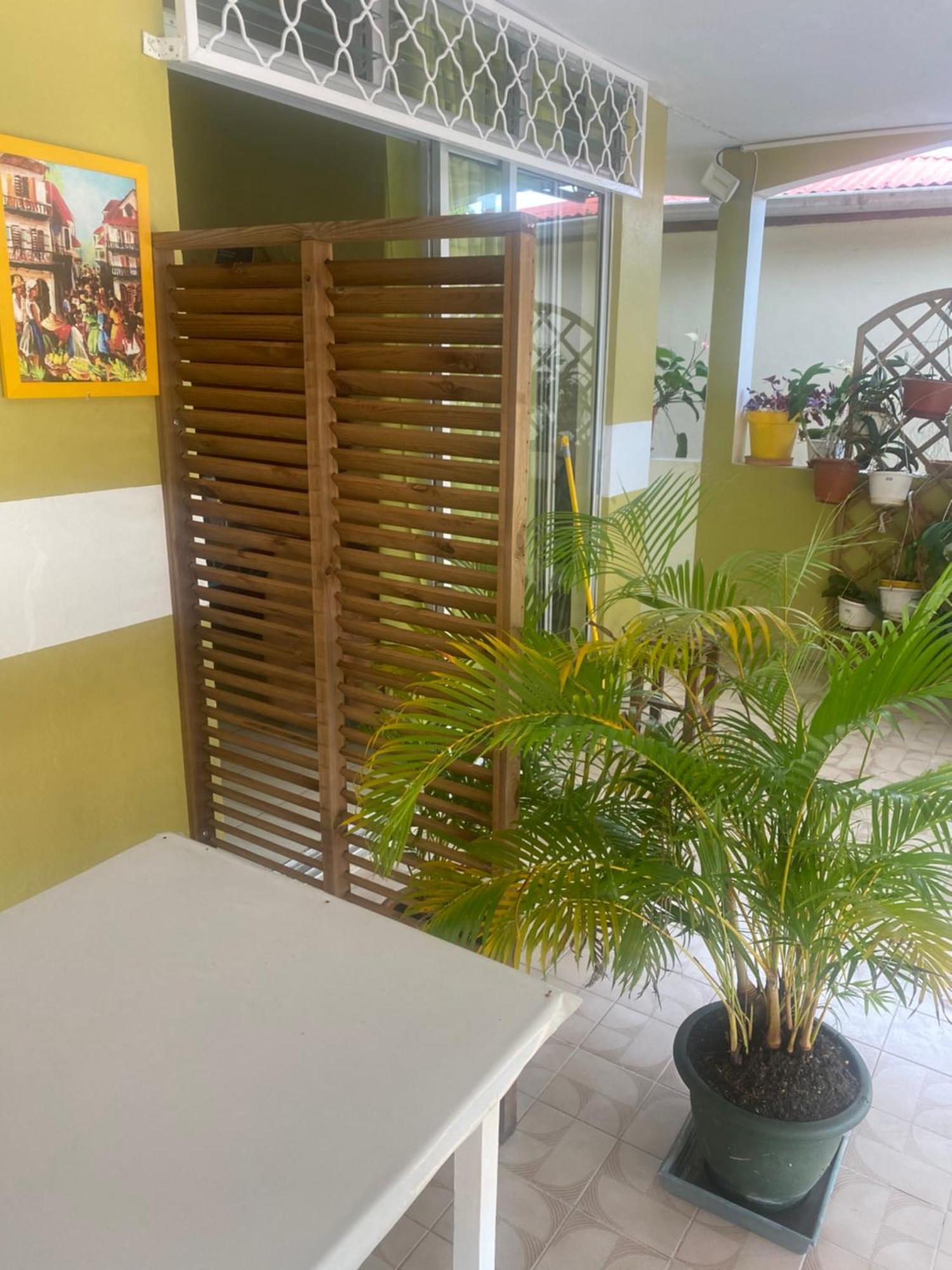 Maison Creole Authentique Le Gosier  Luaran gambar